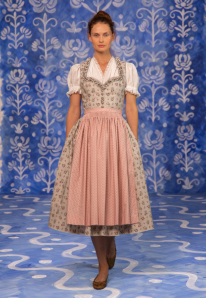 Amalia Dirndlbluse crisp - Tradition