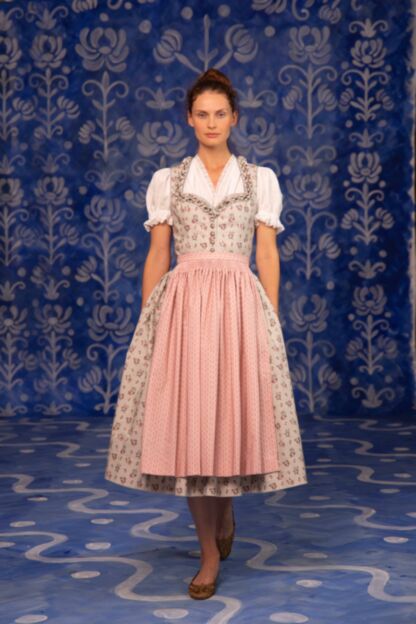 Antoinette Dirndl wildflowers - Tradition