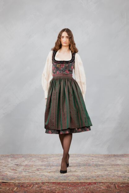 Nora Dirndl one color - Tradition