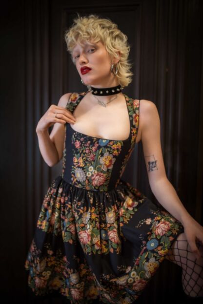 Eleni Dress winter bloom - Tradition