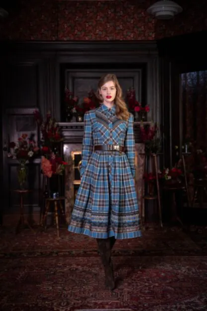 Liane Dress winter cabin