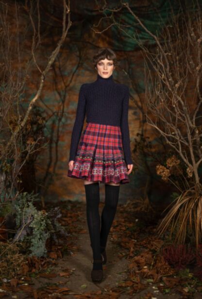 St. Moritz Skirt fireplace - Tradition