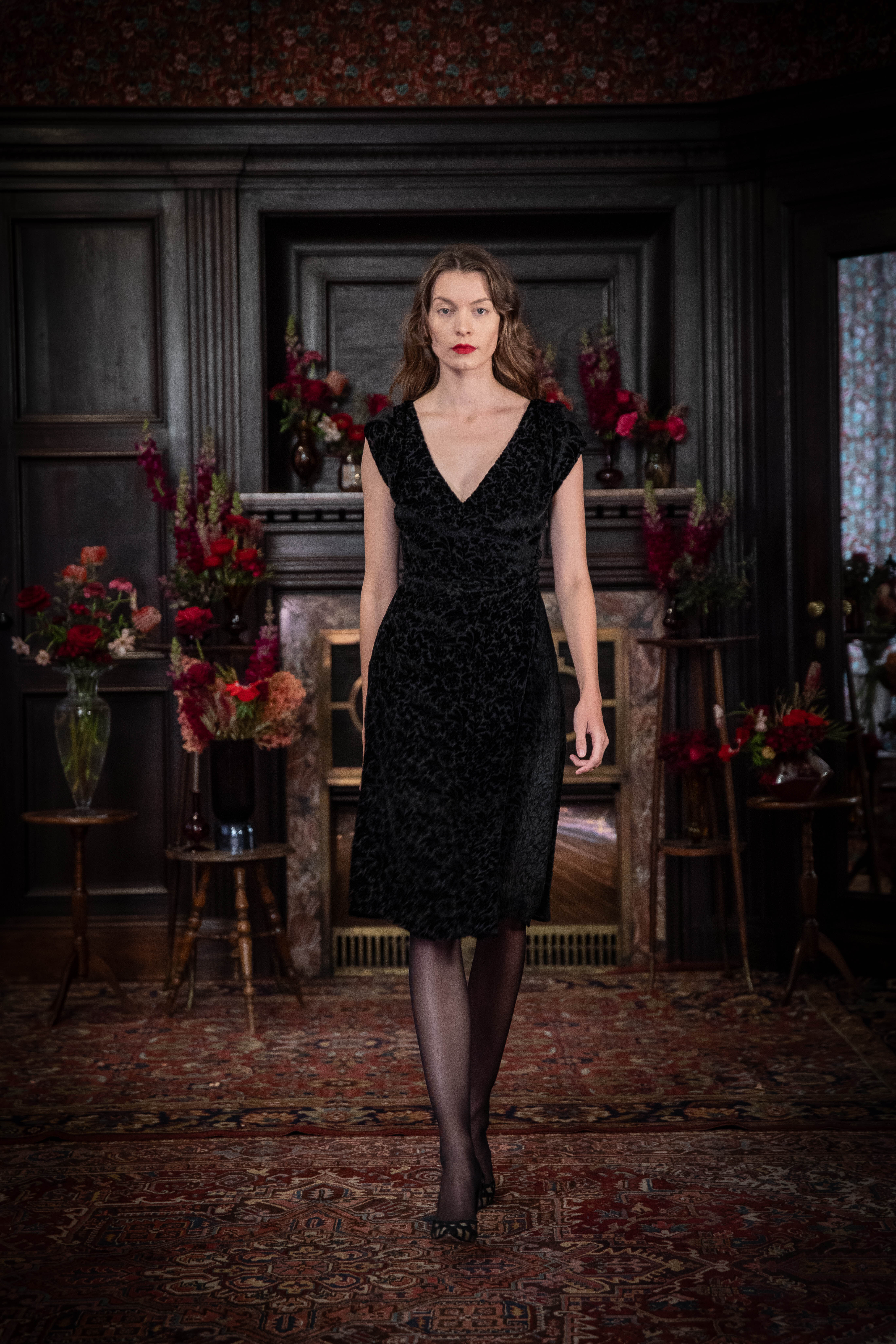 dress_bellflower_obsidion_runw