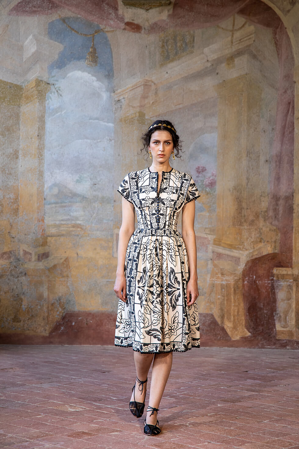 Norina dress deals